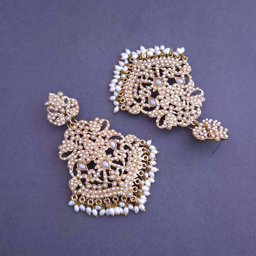 Ivory Chandbali Earrings