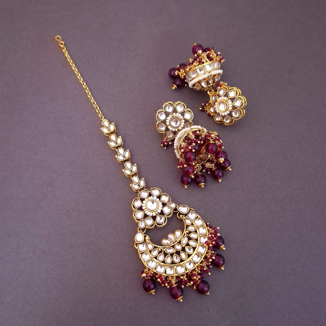 Wine Kundan Maang Tikka Set